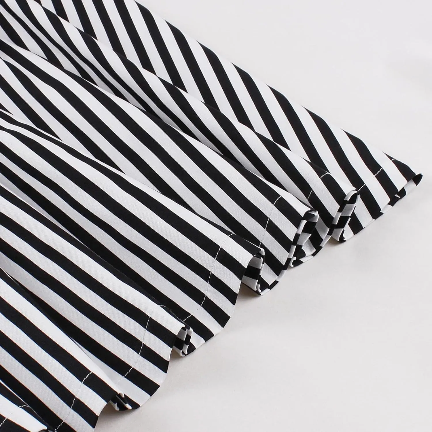 Womens 1950s Vintage Striped Cocktail Dresses Hepburn Style Doll Collar Short Sleeve A-Line Swing Dress with Pockets
